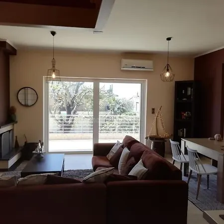 Nikolas Apartment. Aktaio Patra *