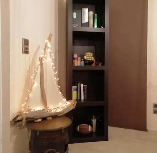 Nikolas Apartment. Aktaio Patra アパート リオ