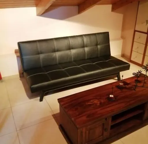 アパート Nikolas Apartment. Aktaio Patra *