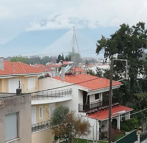 アパート Nikolas Apartment. Aktaio Patra