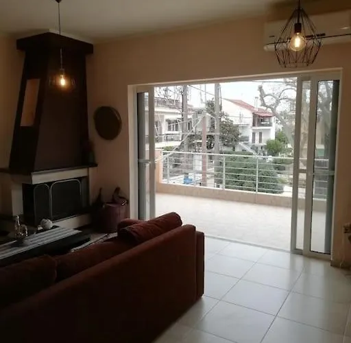 Nikolas Apartment. Aktaio Patra